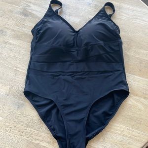 AVA & VIV 1 PIECE BLACK SWIMSUIT plus size 18W adjustable SHEER